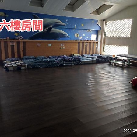 Dolphin Castle Bed and Breakfast Donggang Kamer foto