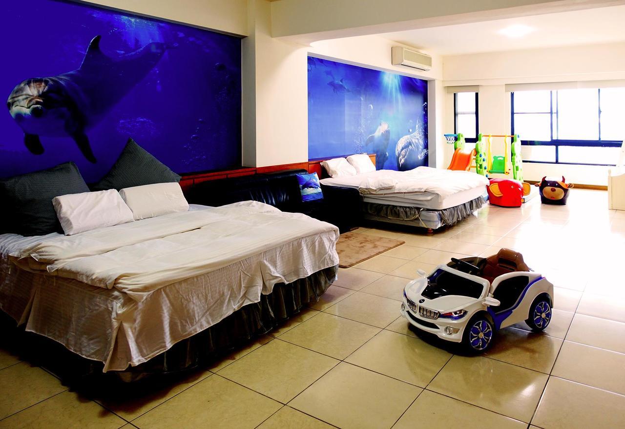 Dolphin Castle Bed and Breakfast Donggang Buitenkant foto